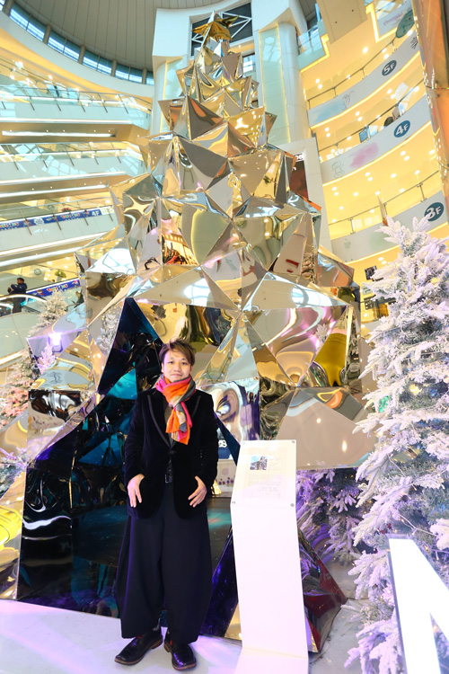 Festive Magic: Kaz Shirane tree installations for Beijing APM Mall