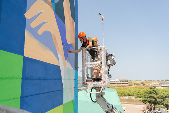 Ray Oranges x Fameccanica: celebrating 50 years of innovation through art