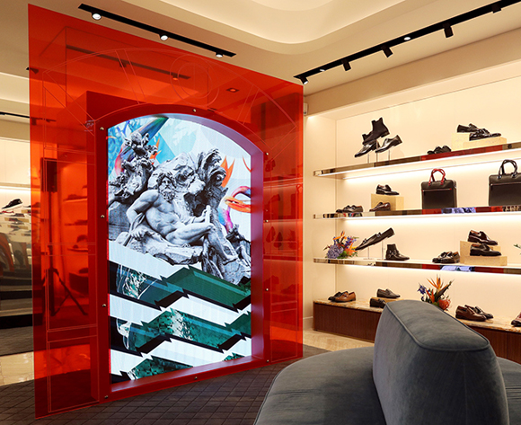 Machas James Dawe - Ferragamo Store